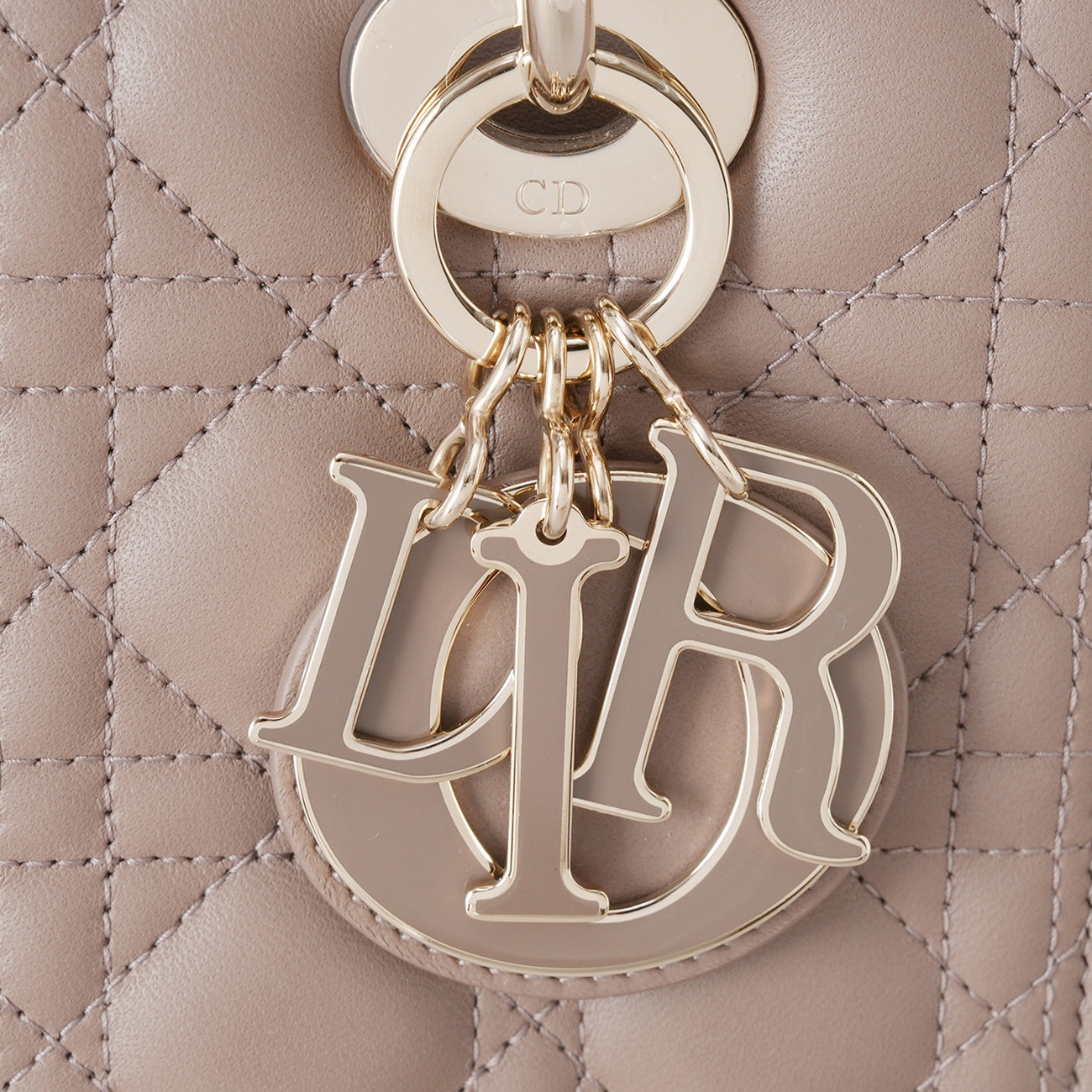 CHRISTIAN DIOR(USED)디올 레이디 디올 미듐